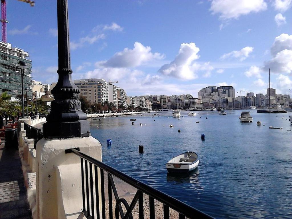 Central Modern Apartment Gzira Exterior foto